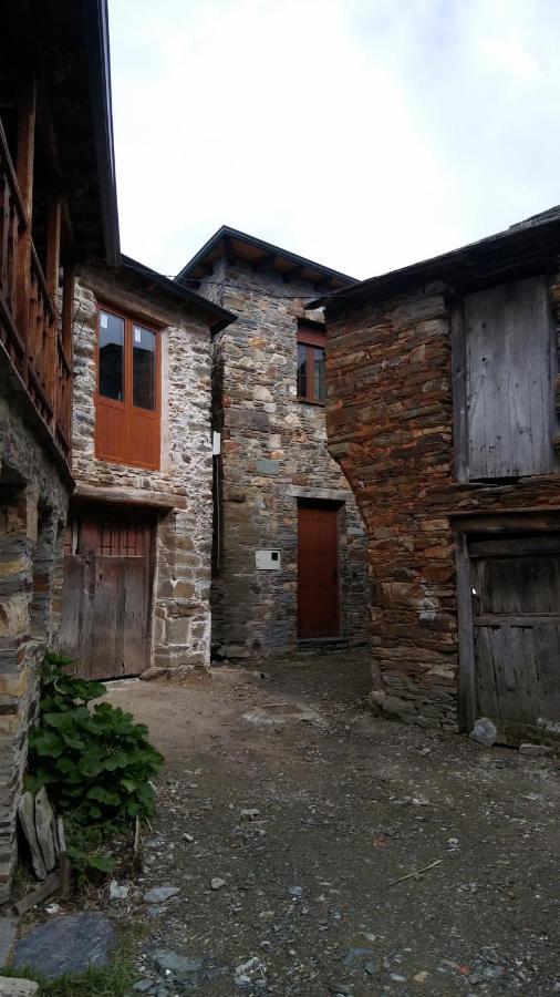 Casa El Tejo Villa San Cristobal de Valdueza Exterior photo